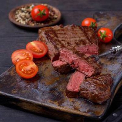 Oksestriploin med kæde Black Angus 4 kg+ Uruguay